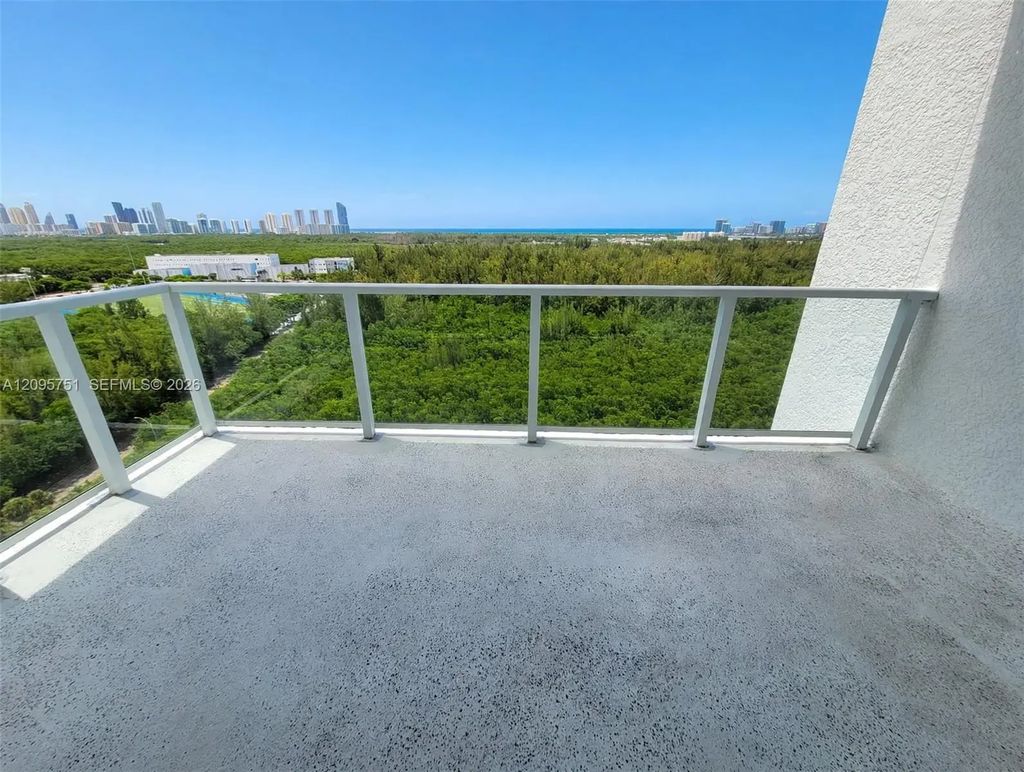 15051 Royal Oaks Lane #1704, North Miami