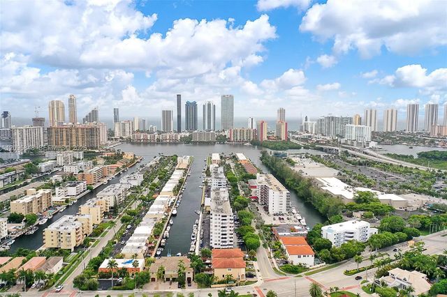 2 of 24 - 3545 Ne 166th Street #304, North Miami Beach, FL