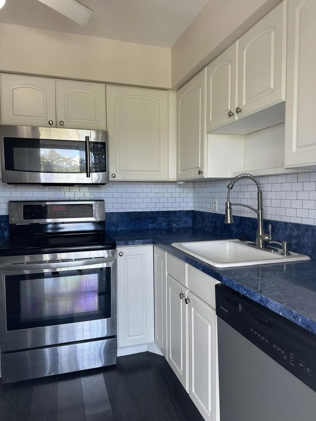 2 of 16 - 809 Hummingbird Way #5c, North Palm Beach, FL