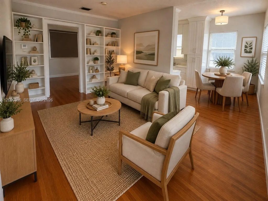 210 Mendoza Avenue #6, Coral Gables