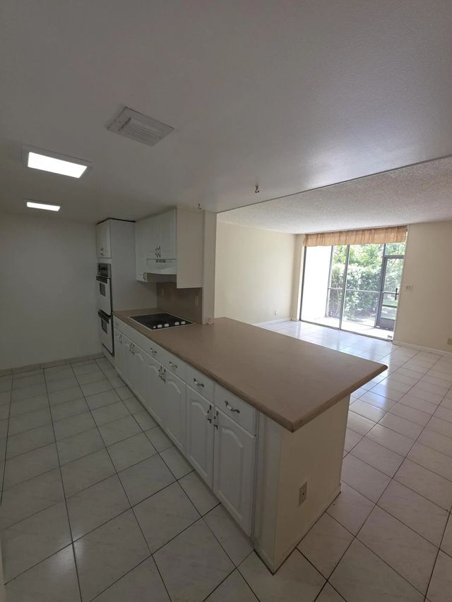 5 of 19 - 1001 Three Islands Boulevard #36, Hallandale Beach, FL