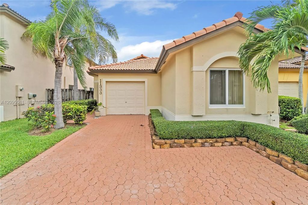11333 Nw 52nd Lane, Doral