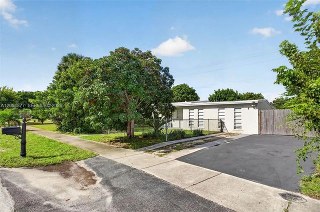 3 of 32 - 5197 Ne 14th Avenue, Pompano Beach, FL