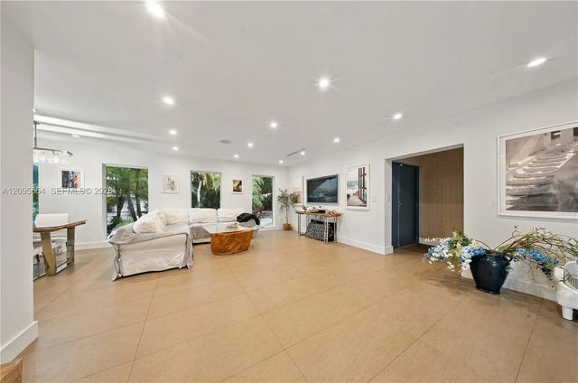 5 of 22 - 3680 Battersea Road, Miami, FL