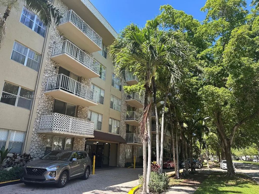 1805 Sans Souci Boulevard #301, North Miami
