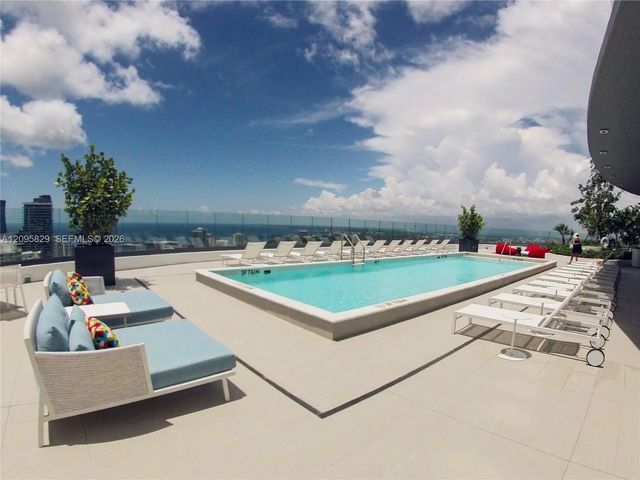 2 of 34 - 55 Sw 9th Street #1405, Miami, FL