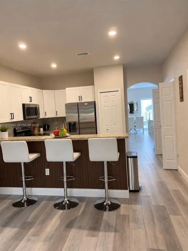 4 of 31 - 8432 Nw 107th Court #3-35, Doral, FL