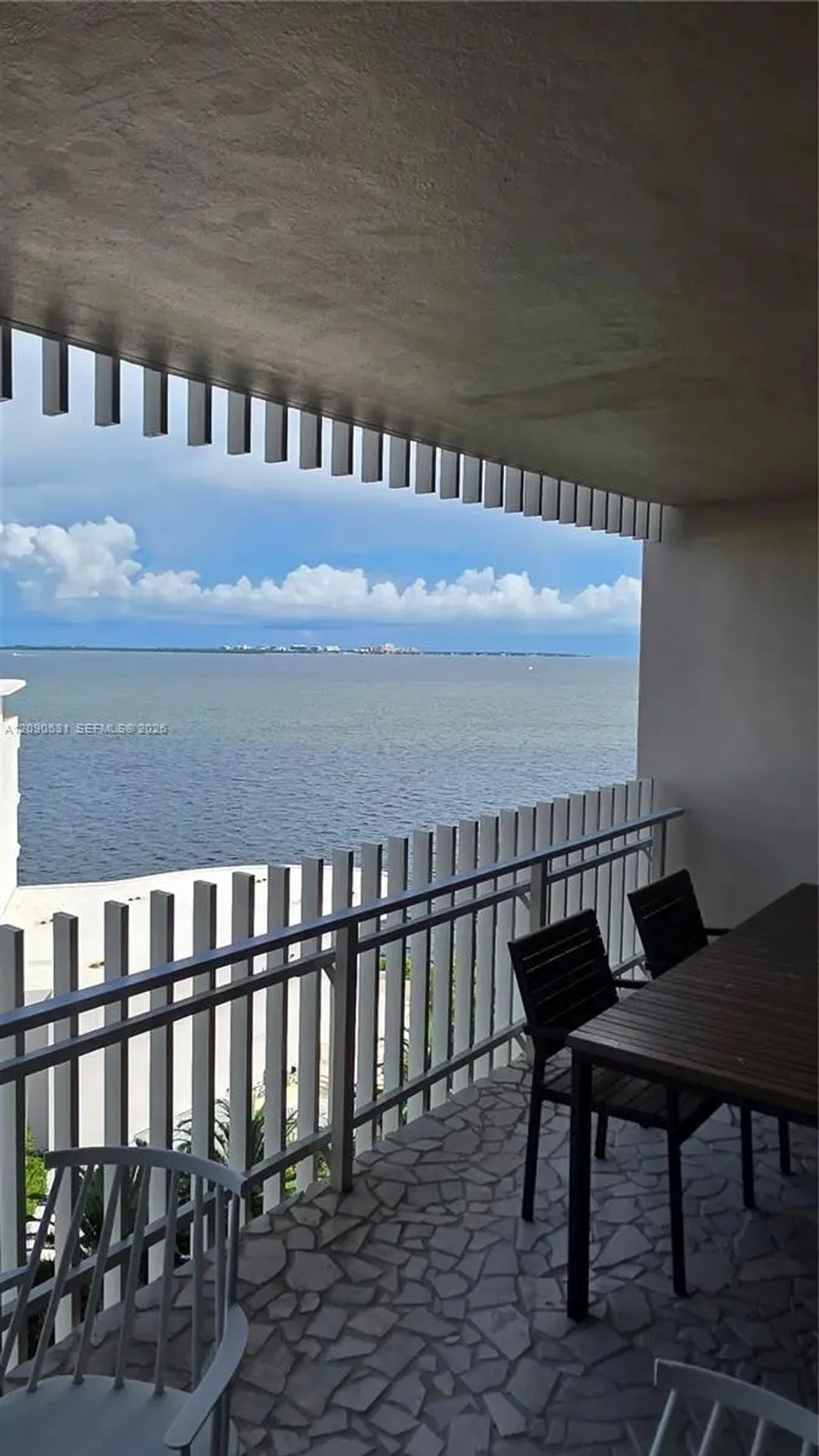 3 Grove Isle Drive #c1003, Miami