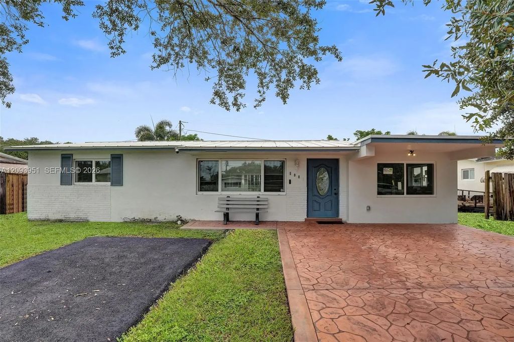 5081 Sw 94th Way, Cooper City