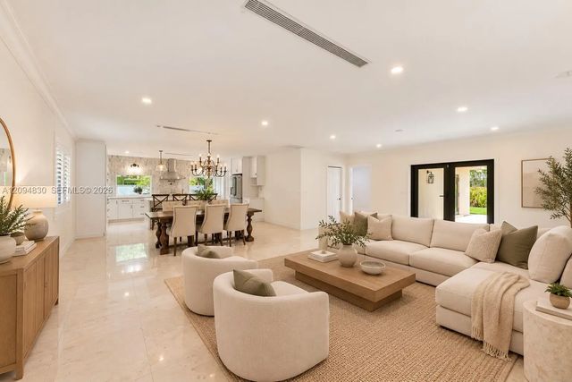 7985 Sw 136th Street, Pinecrest