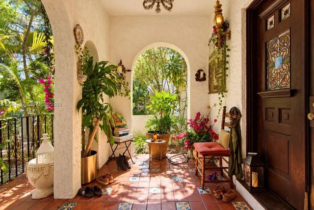 2 of 17 - 1621 Sw 11th Street, Miami, FL