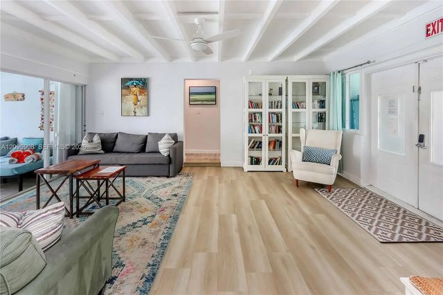 3 of 34 - 955 Van Buren Street, Hollywood, FL