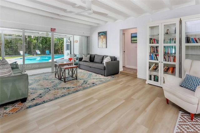 4 of 34 - 955 Van Buren Street, Hollywood, FL