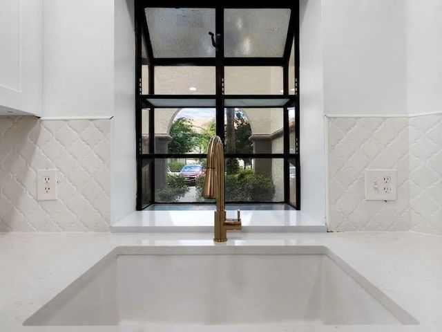 5 of 58 - 5250 Europa Drive #b, Boynton Beach, FL