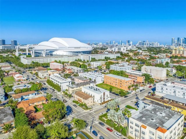 3 of 4 - 221 Nw 16th Avenue, Miami, FL
