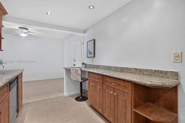 4 of 32 - 405 N Ocean Boulevard #615, Pompano Beach, FL