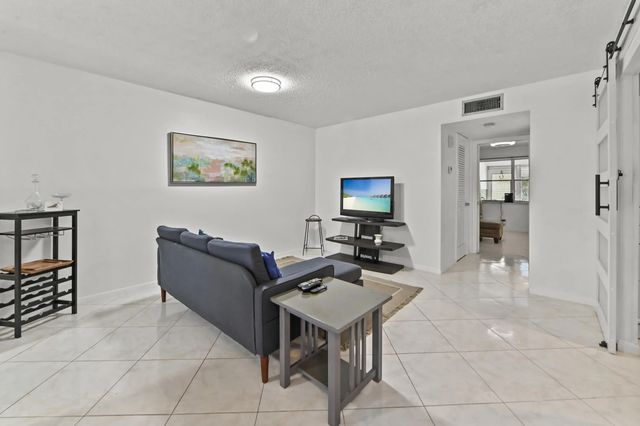 4 of 31 - 120 High Point Boulevard #c, Delray Beach, FL