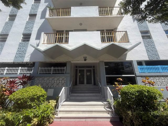 3 of 40 - 245 18th Street #805, Miami Beach, FL