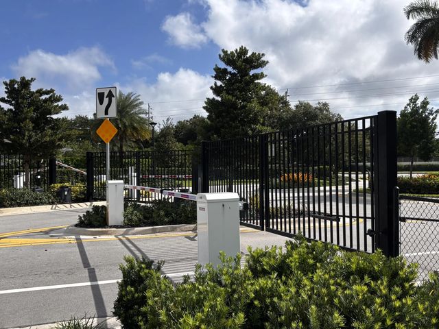 4 of 39 - 4626 Meyerson Place, Lake Worth, FL