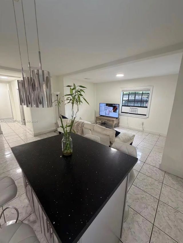 2 of 17 - 4303 Nw 13th Avenue, Miami, FL