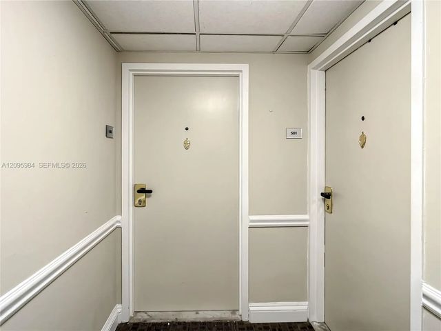 4 of 21 - 555 Ne 15th Street #502, Miami, FL