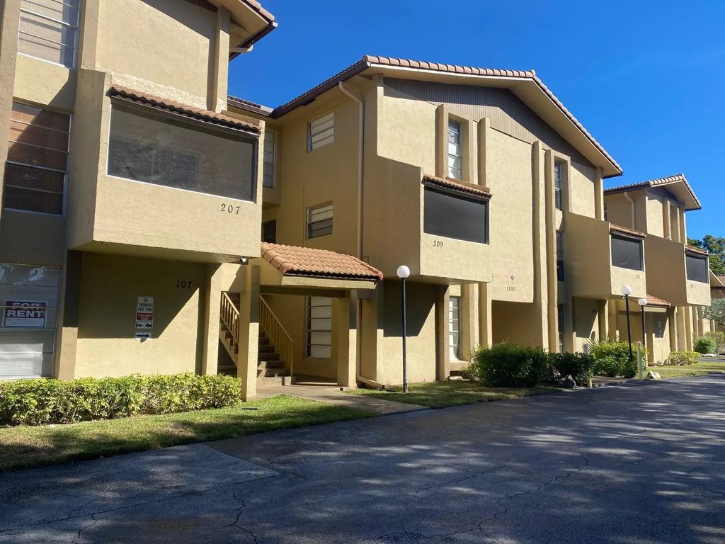 11101 Royal Palm Boulevard #107, Coral Springs