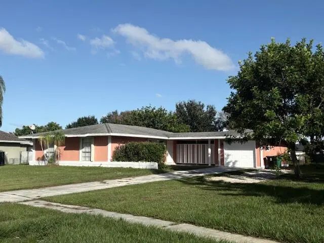 2 of 20 - 357 Ne Camelot Drive, Port St. Lucie, FL