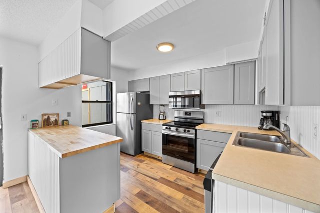 3 of 39 - 310 Sandtree Drive, Palm Beach Gardens, FL