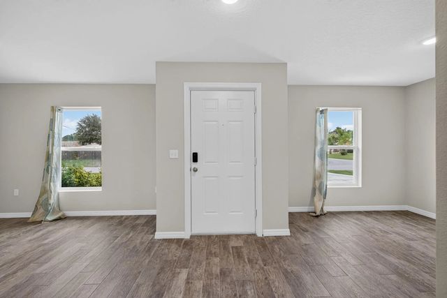 3 of 34 - 3918 Sw Brunswick Street, Port St. Lucie, FL
