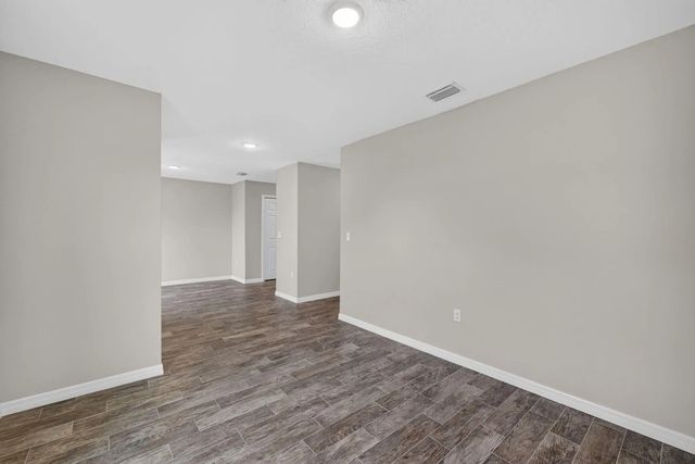 5 of 34 - 3918 Sw Brunswick Street, Port St. Lucie, FL