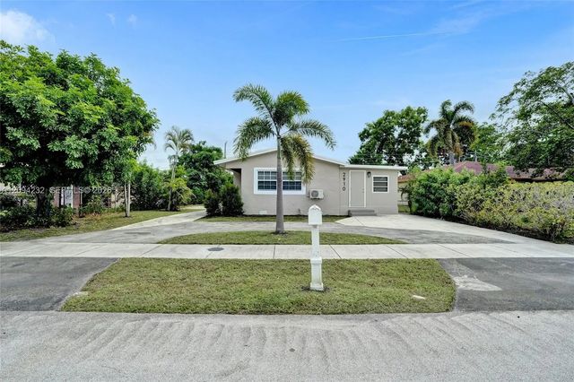 2 of 40 - 2910 Nw 25th Street, Fort Lauderdale, FL