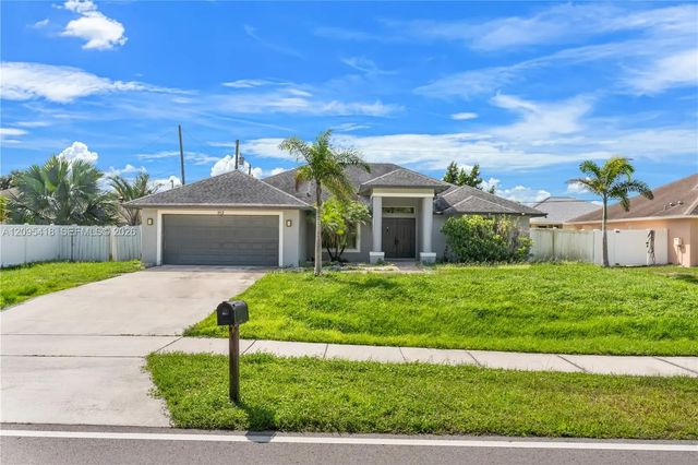 912 Sw Paar Drive, Port St. Lucie