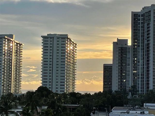 4 of 39 - 3233 Ne 32nd Avenue #601, Fort Lauderdale, FL