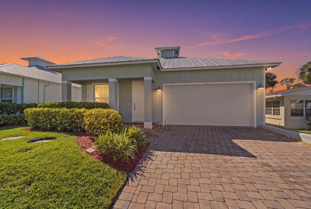 962 Sw 27th Street, Palm City
