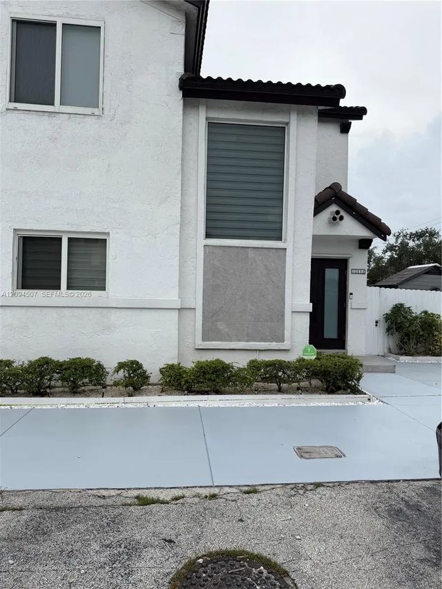 3 of 36 - 12694 Nw 8th Trail, Miami, FL