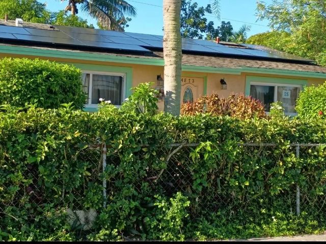 4872 Caribbean Boulevard, West Palm Beach