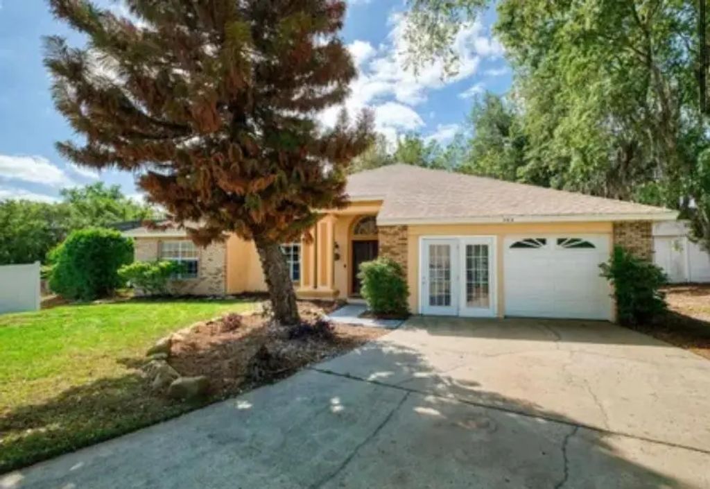 543 Pine Lake View Drive, Davenport