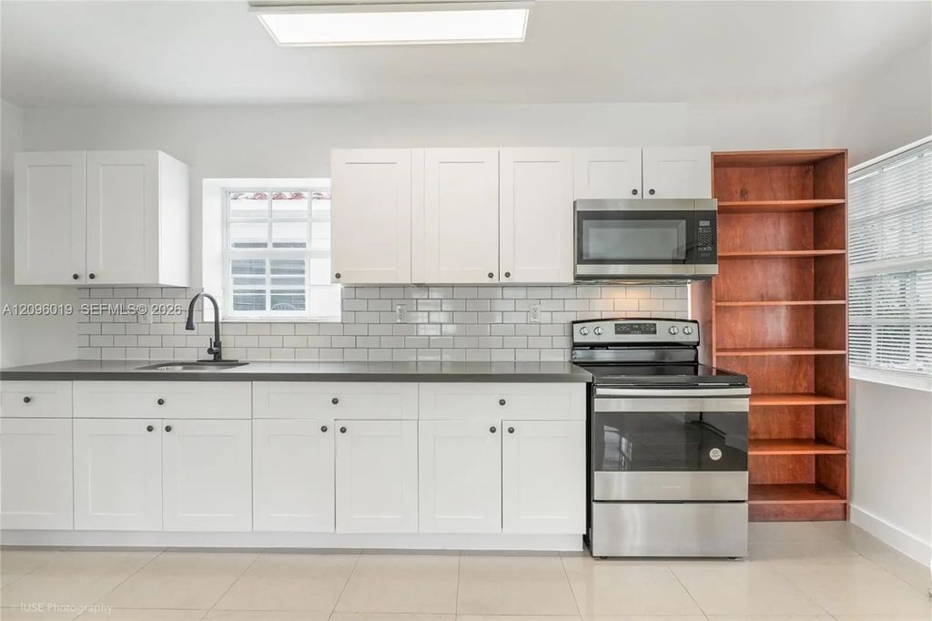 1945 Marseille Drive #4, Miami Beach