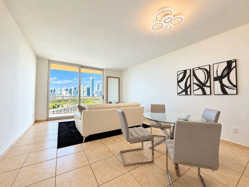 2475 Brickell Avenue #1705, Miami