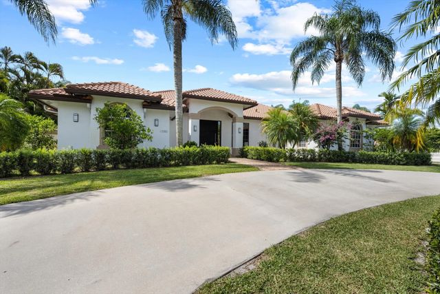 2 of 44 - 14883 Equestrian Way, Wellington, FL