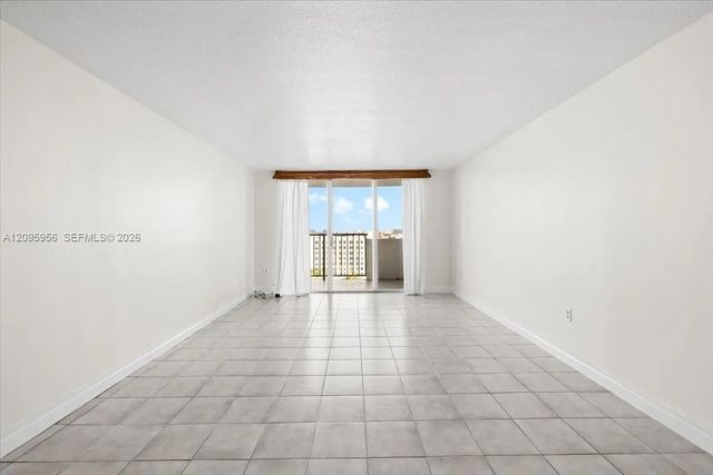 5 of 49 - 2780 Ne 183rd Street #1207, Aventura, FL