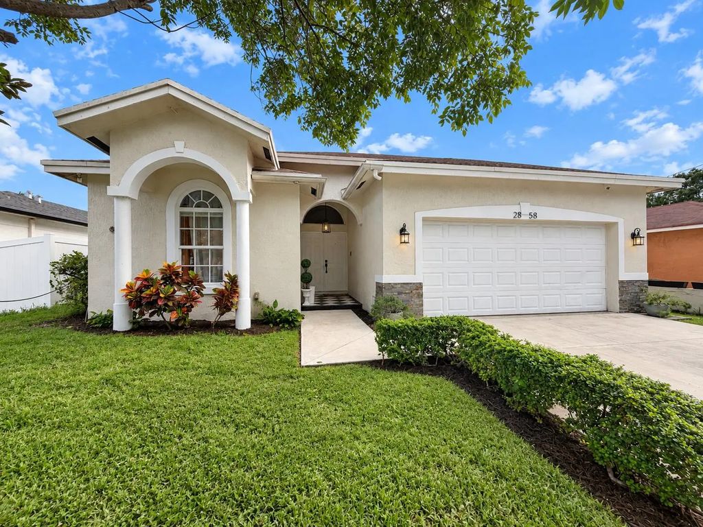2858 Nw 9th Street, Fort Lauderdale