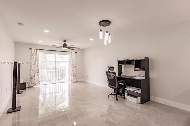 2 of 23 - 807 W Oakland Park Boulevard #h12, Oakland Park, FL