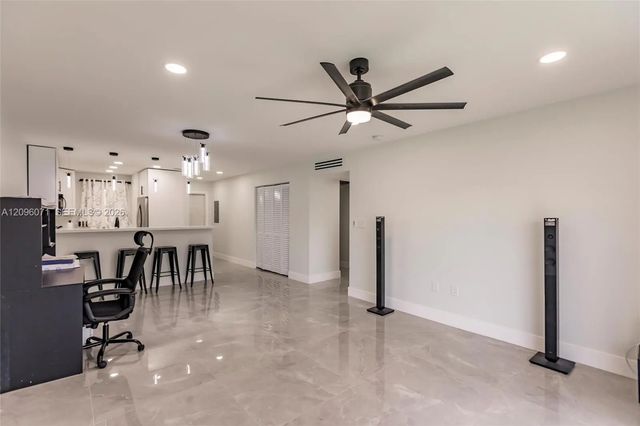 5 of 23 - 807 W Oakland Park Boulevard #h12, Oakland Park, FL