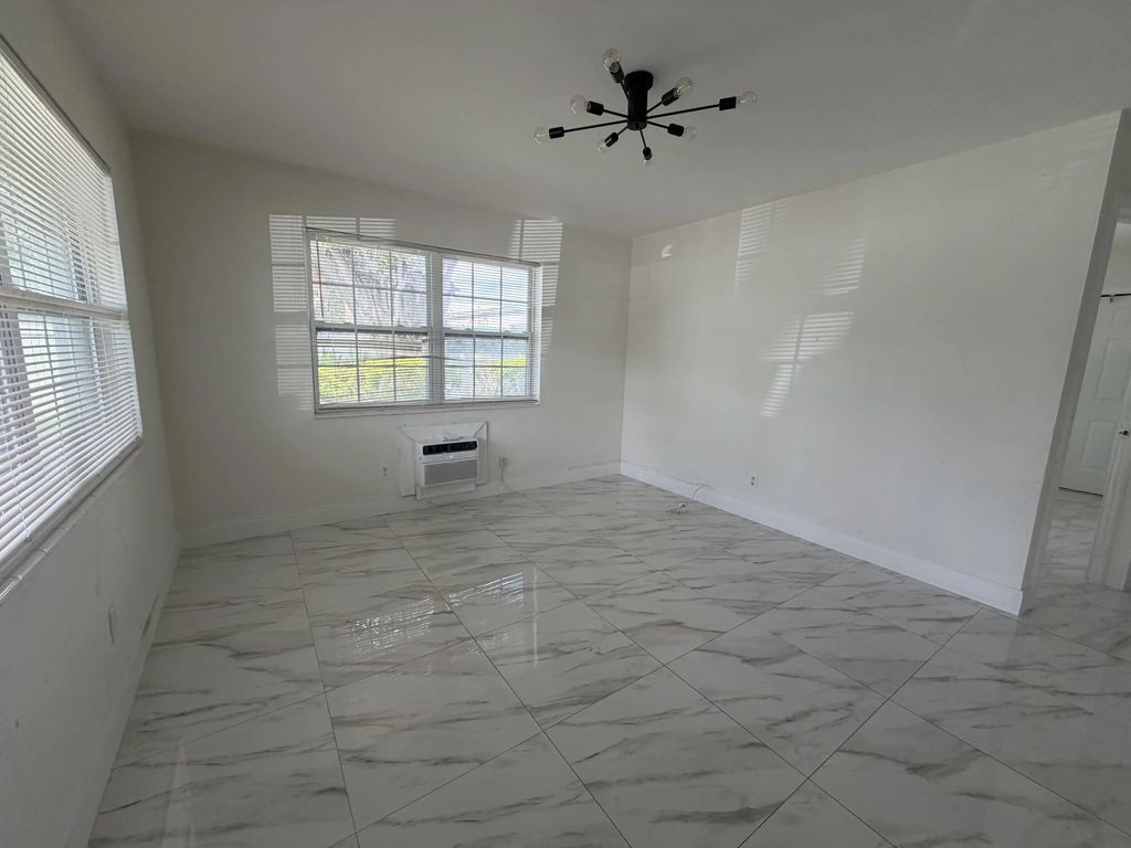 421 Ne 11th Street #1, Fort Lauderdale