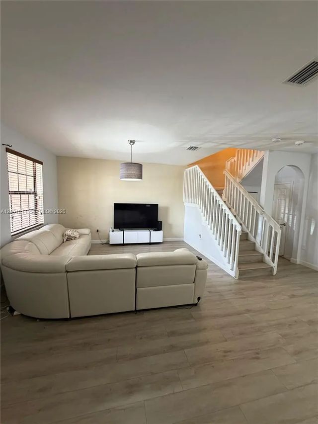 2 of 15 - 3515 W 89th Place, Hialeah, FL