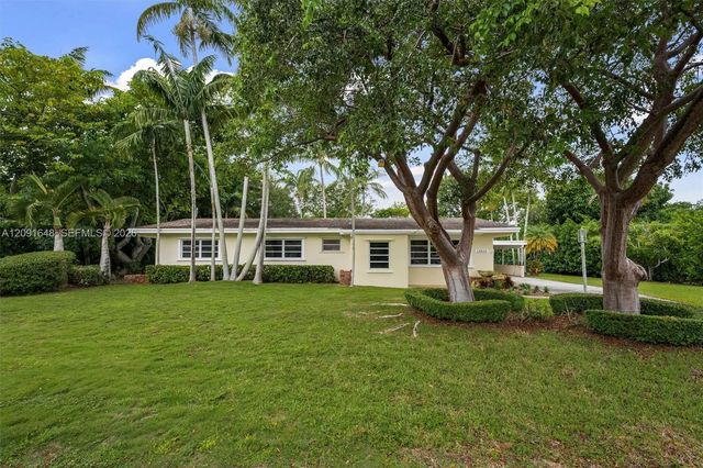 2 of 32 - 13820 Sw 74th Court, Palmetto Bay, FL