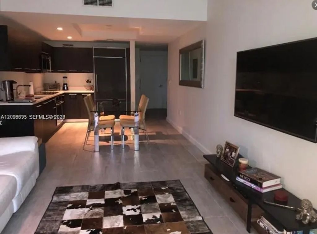 55 Sw 9th Street #1205, Miami