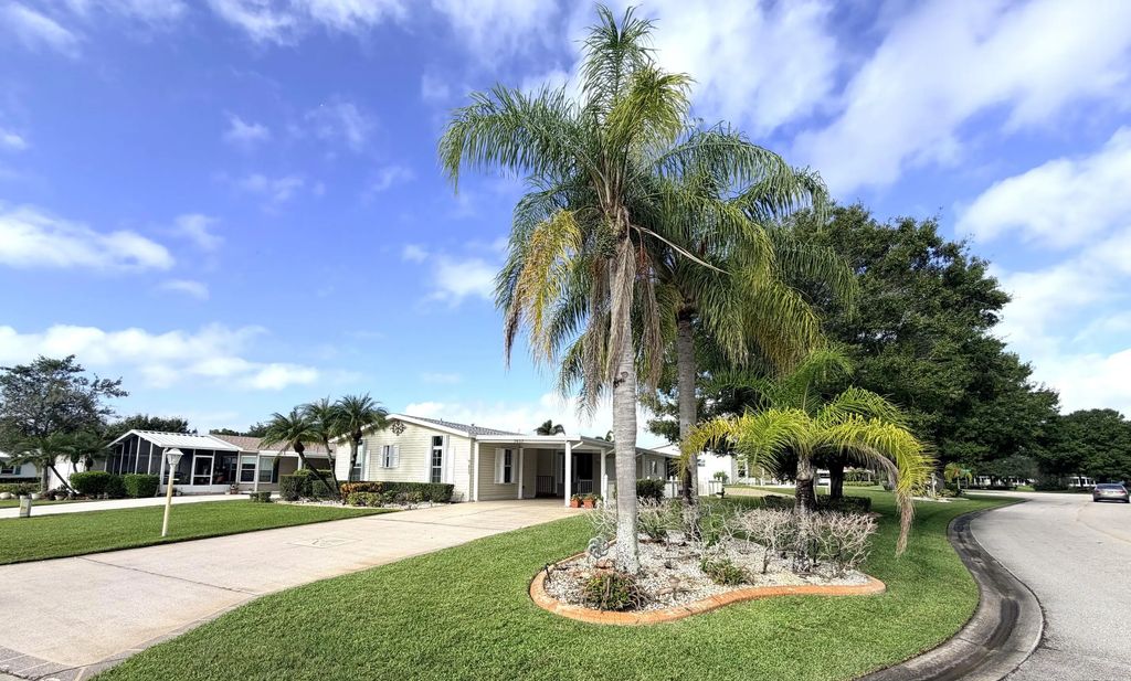 7653 Mcclintock Way, Port St. Lucie