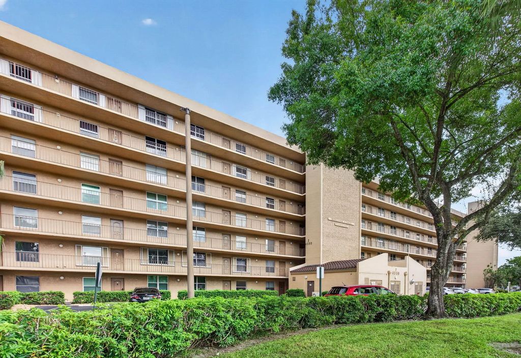 4550 Nw 18th Avenue #107, Deerfield Beach